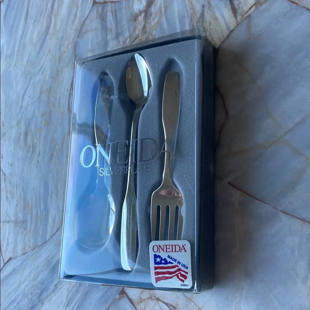 Oneida‎ Bennington Silverplate 3 Pc Baby Set Flatware Made in USA 1379003B New